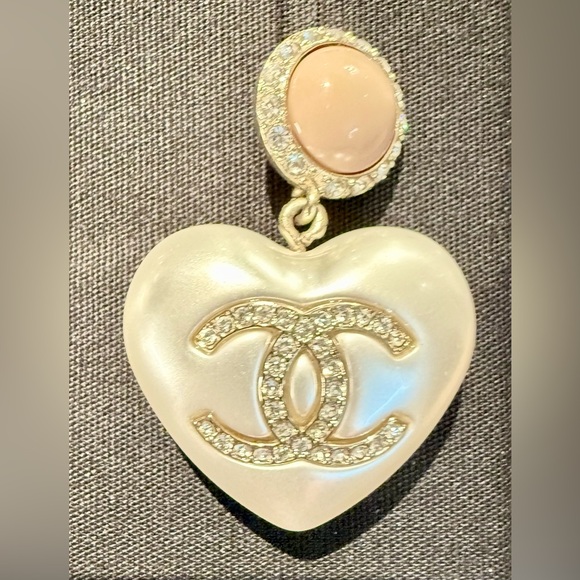 Pearl Resin Crystal CC Heart Drop Earrings Pink Gold - Picture 10 of 10